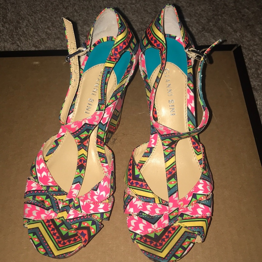 Colorful wedges